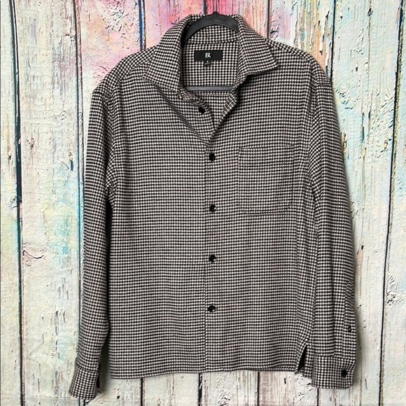 Banana Republic Other - Banana Republic Men’s Houndstooth Shirt S